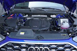 2022款奥迪Q5L Sportback 40 TFSI 豪华型