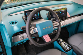 2022款 长安Lumin 210km 基本型