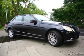 奔驰E300
