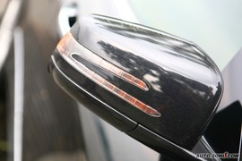 奔驰E300