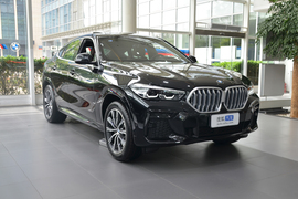 2022款宝马X6 xDrive30i M运动套装
