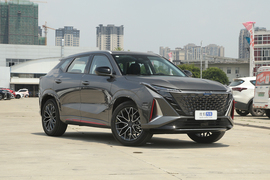 2022款长安欧尚Z6 蓝鲸 1.5T 智领型