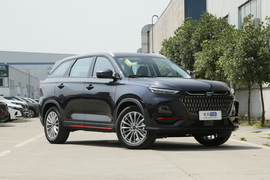 2022款长安欧尚X7 PLUS 1.5T 蓝鲸版自动尊贵型 7座
