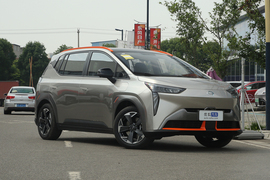 2022款广汽埃安AION Y 70 智领版 磷酸铁锂