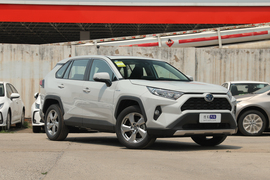2022款丰田RAV4荣放 双擎 2.5L CVT两驱精英版