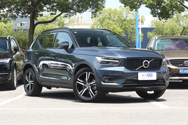 2022款沃尔沃XC40 T4 四驱智雅运动版