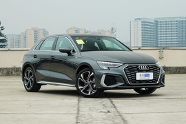2022款奥迪A3 Sportback 35 TFSI 豪华运动型