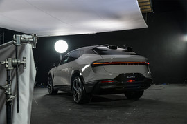 2022款 路特斯 ELETRE 600km 基本型