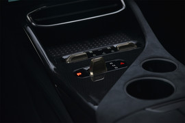 2022款 路特斯 ELETRE 600km 基本型