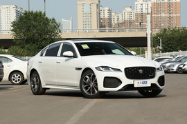 2022款捷豹XFL 2.0T P250 两驱精英运动版