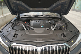 2022款宝马740Li xDrive 行政型 豪华套装