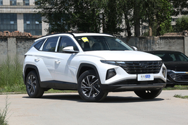 2021款现代途胜L 2.0L 混动·尊贵版