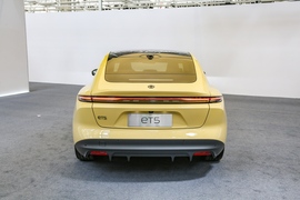 2022款 蔚来ET5 75kWh