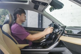 2022款博越L Hi·F油电混动