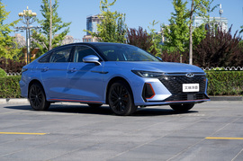 2022款奇瑞艾瑞泽8 1.6T DCT臻