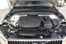 2023款沃尔沃XC60 B5 四驱智雅豪华版