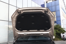 2023款沃尔沃XC60 B5 四驱智雅豪华版