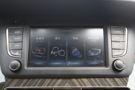 2021款红旗H7 2.0T 旗舰版