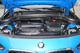 2022款宝马X2 sDrive25i M越野套装