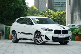 2022款宝马X2 xDrive25i 曜夜版