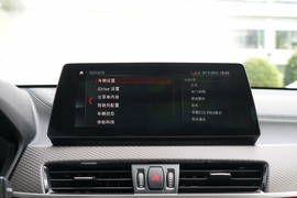 2022款宝马X2 sDrive25i 锋芒版