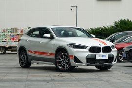2022款宝马X2 sDrive25i 锋芒版