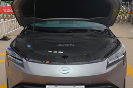 2022款广汽埃安AION LX Plus 80D 旗舰版