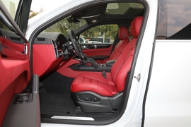 2023款保时捷Cayenne E-Hybrid 2.0T