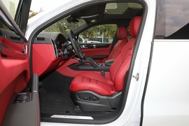 2023款保时捷Cayenne E-Hybrid 2.0T