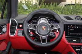 2023款保时捷Cayenne E-Hybrid 2.0T