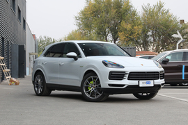 2023款保时捷Cayenne E-Hybrid 2.0T