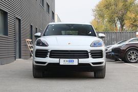 2023款保时捷Cayenne E-Hybrid 2.0T