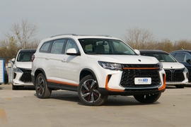 2022款东风风行T5 马赫版 1.5T DCT劲擎款五座