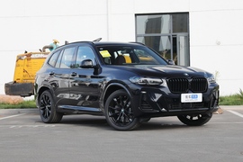 2022款宝马X3 xDrive30i 领先型 M曜夜套装 改款二