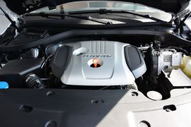 2014款哈弗H8 2.0T四驱豪华型