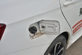 2022款东南A5翼舞 1.5L CVT翼铂版