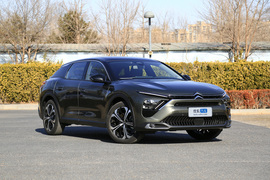 2022款雪铁龙凡尔赛C5 X 1.6T 领不凡