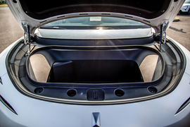 2022款阿维塔11 长续航双电机奢享版