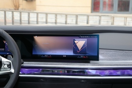 2023款宝马740Li 领先型 豪华套装