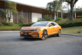 2023款岚图追光 长续航旗舰版