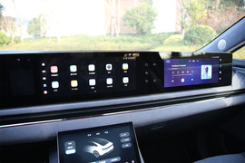 2023款岚图追光 长续航旗舰版