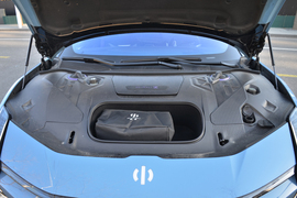 2023款高合HiPhi Z 五座版