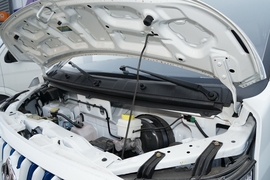 2022款长安睿行EM80 平顶背掀门2座60kW 41.86kWh