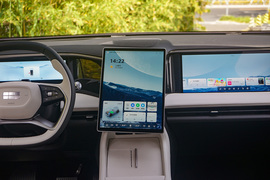 2023款吉利银河L7 1.5T 115km 星舰