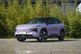 2023款吉利银河L7 1.5T 115km 星舰