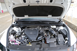 2023款 丰田皇冠SportCross 2.4T HEV 四驱至尊版