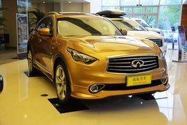 2013款英菲尼迪QX70 3.7L超越升级版