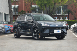 2022款ARCFOX极狐αT 653S+ 小王子联名限定版