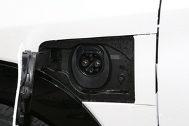 2023款雷克萨斯RZ 450e 四驱纵领版