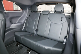 2023款丰田赛那SIENNA 2.5L混动 尊贵版